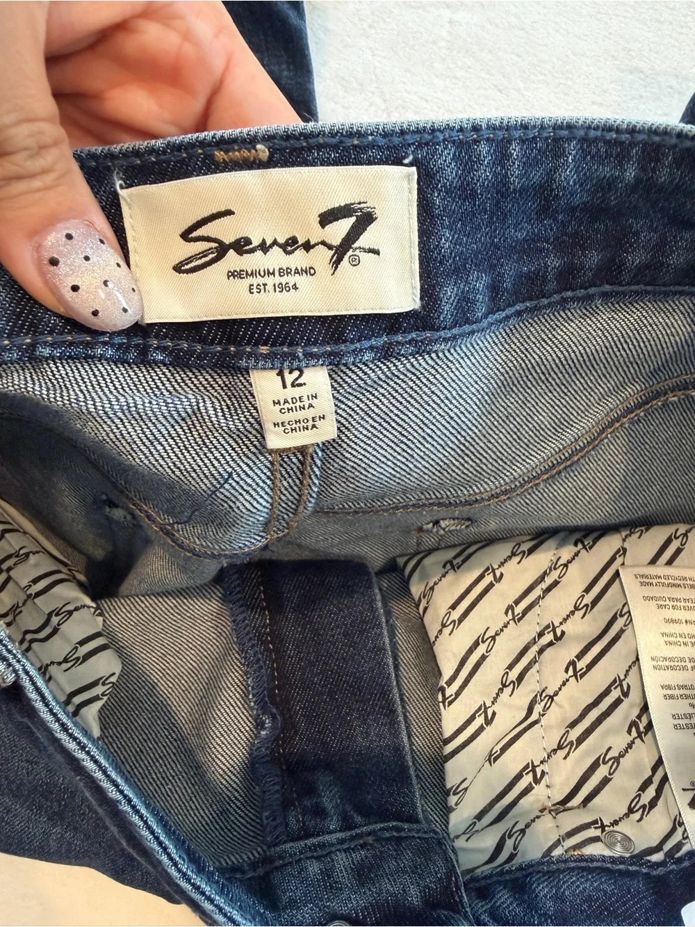 7 for all Mankind Jeans - Picture 3 of 7